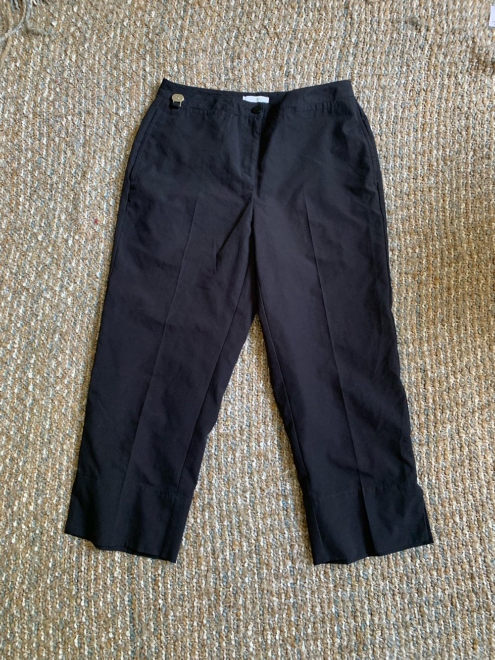 Lizgolf Black Capri Pants Size 6 Lightweight.